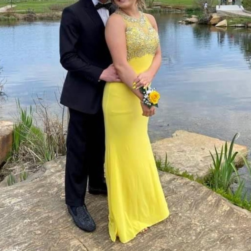 Yellow very beautiful dress got for prom never going to wear again